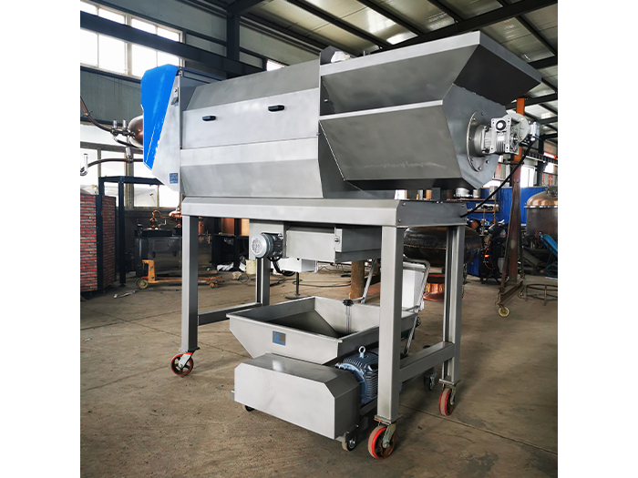 50噸除梗破碎機+螺桿泵