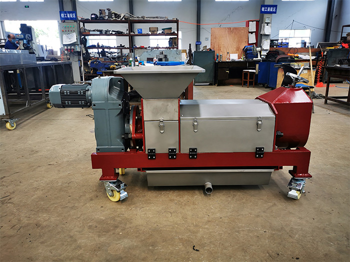 0.5-1噸連續壓榨機